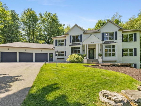 4380 Michigan Street NE, Grand Rapids, MI 49525