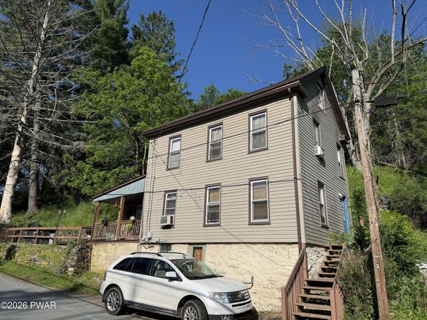 724 Ridge Street , Honesdale, PA 18431