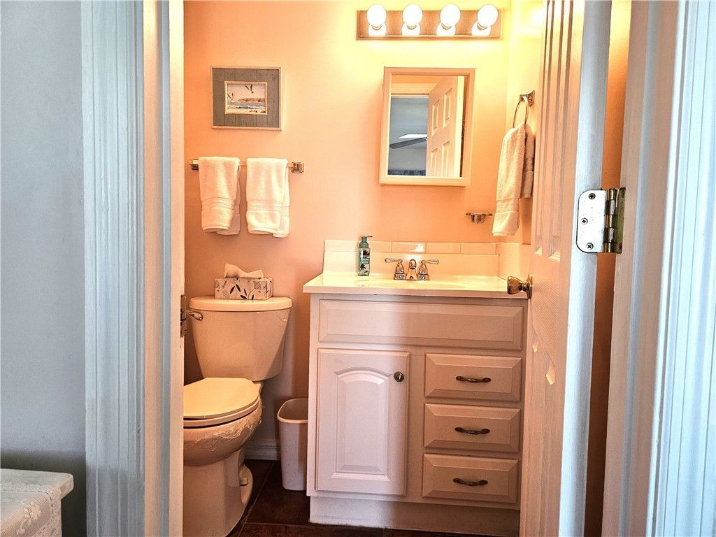 44 Woodland Drive, Unit 205, Vero Beach, FL 32962 Photo