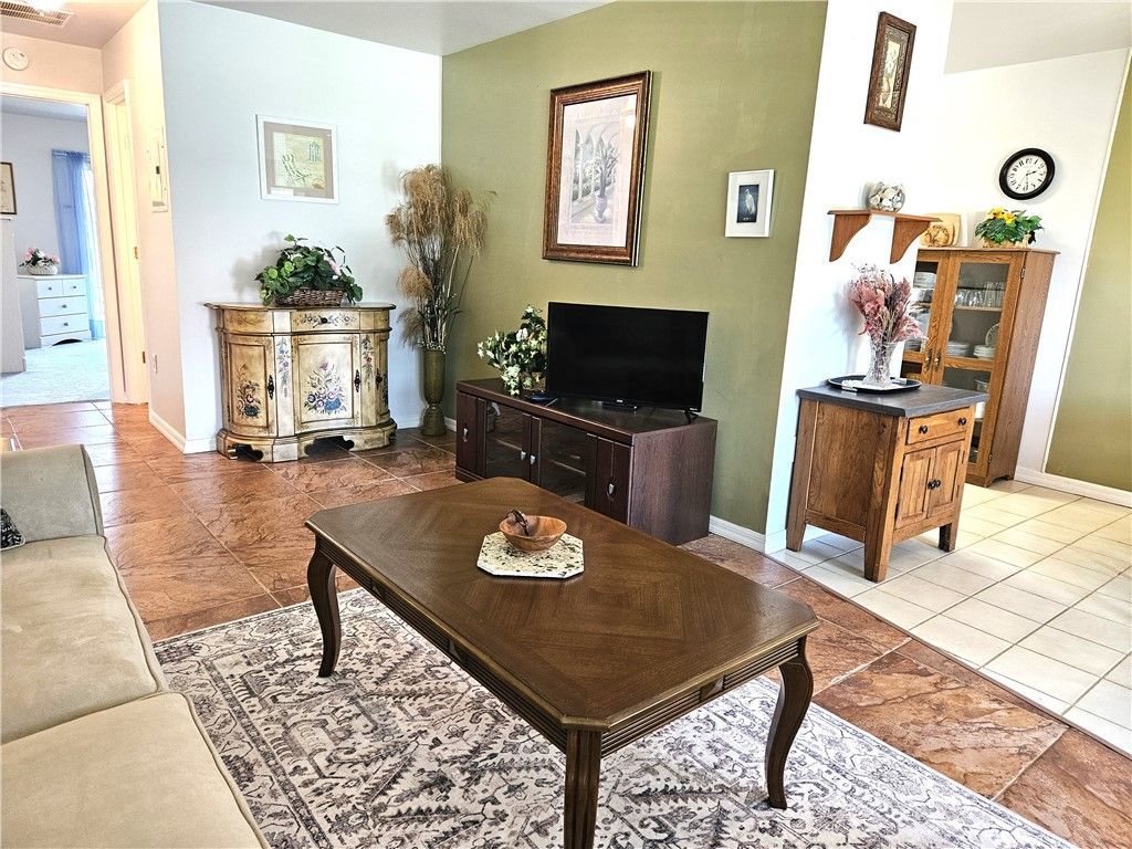 44 Woodland Drive, Unit 205, Vero Beach, FL 32962 Photo