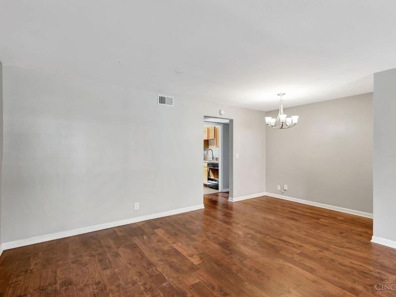 2270 Madison Road, Unit 3C, Cincinnati, OH 45208 Photo 6