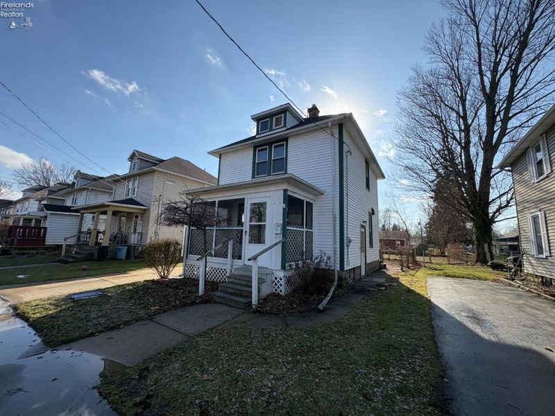 15 Minard Place, Norwalk, OH 44857 Photo 2