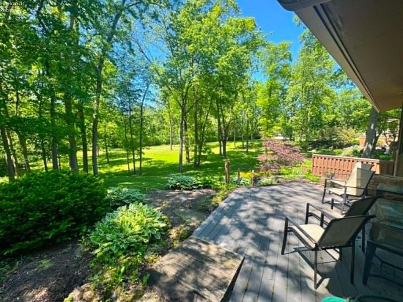 3917 Hilltop Drive, Unit 11, Huron, OH 44839 Photo 3
