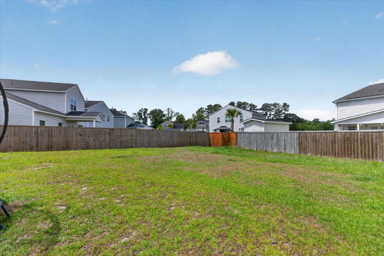 107 Oldenburg Drive Photo 21