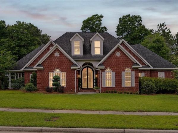 1622 Stone Hedge Drive W, Mobile, AL 36695