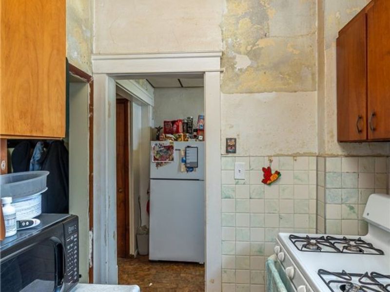 4101 John Avenue, Cleveland, OH 44113 Photo 6