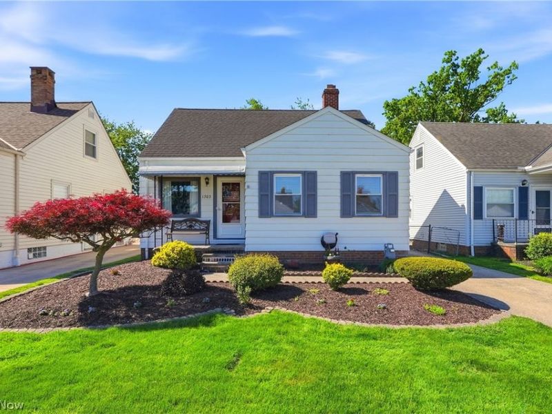 1303 Clearview Avenue, Parma, OH 44134 Photo 1