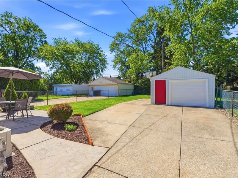 1303 Clearview Avenue, Parma, OH 44134 Photo 27