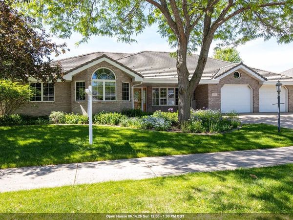 509 KADINGER WAY, Little Chute, WI 54140