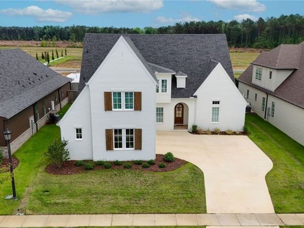 6425 CHATHAM Road, Tuscaloosa, AL 35406
