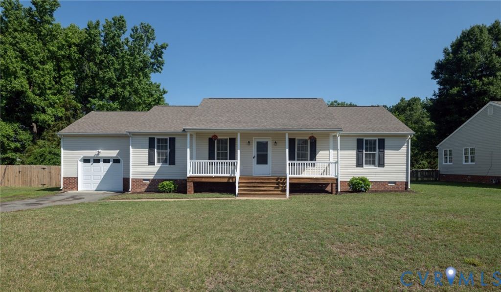 8378 Mary Mundie Lane, Mechanicsville, VA 23111 Main Photo