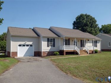 8378 Mary Mundie Lane, Mechanicsville, VA 23111