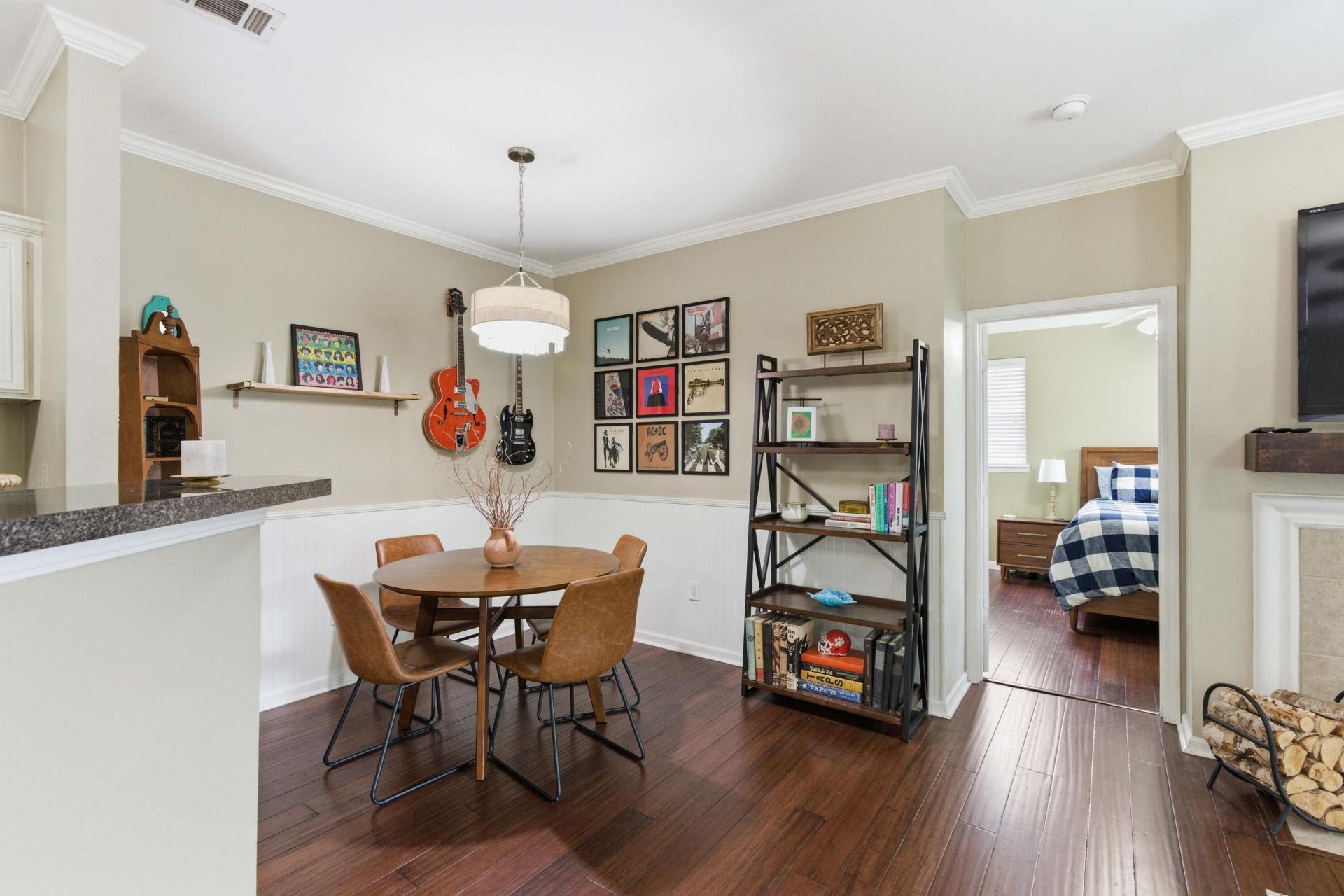 45 Sycamore Avenue Photo 14