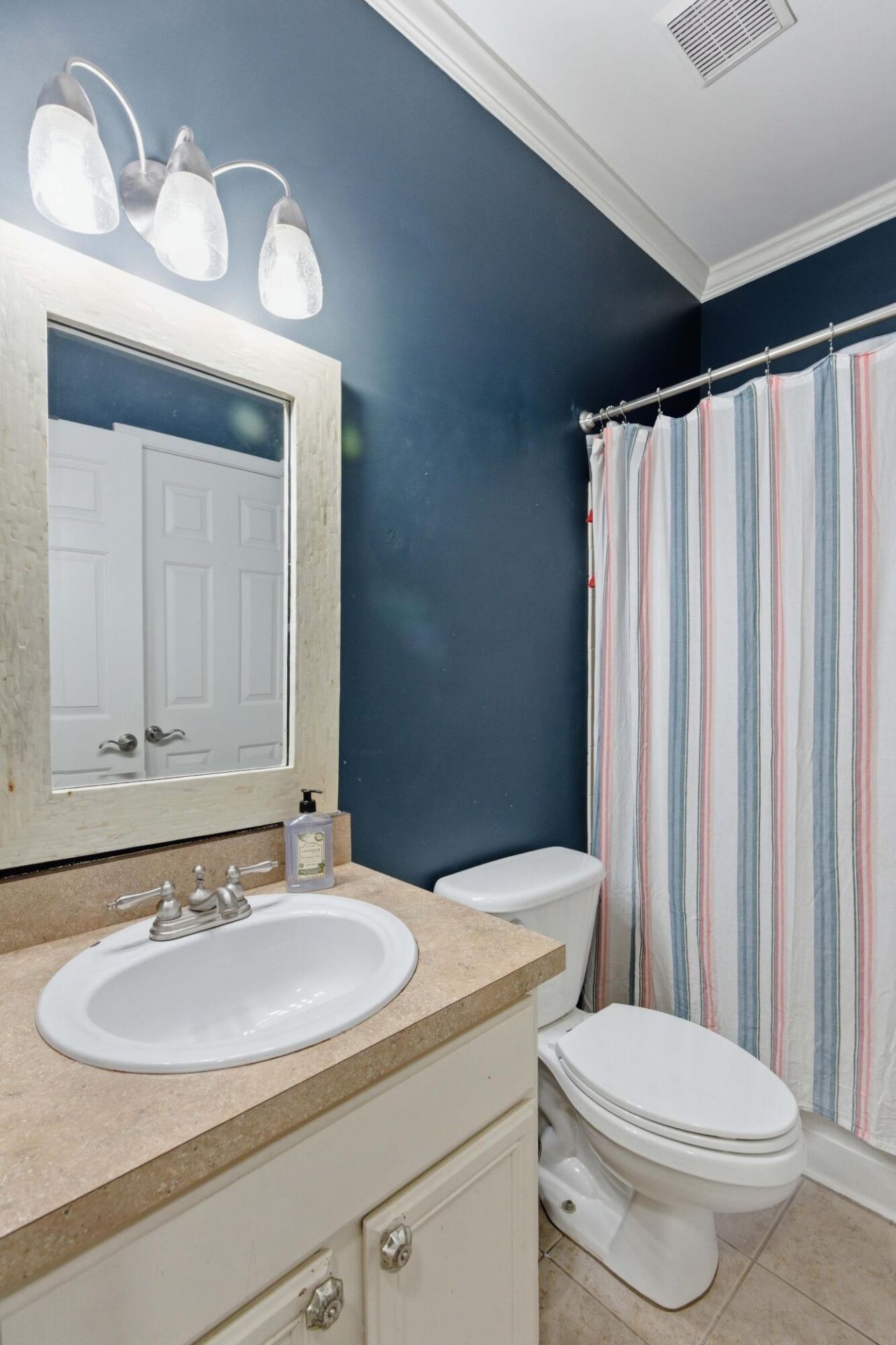 45 Sycamore Avenue Photo 27