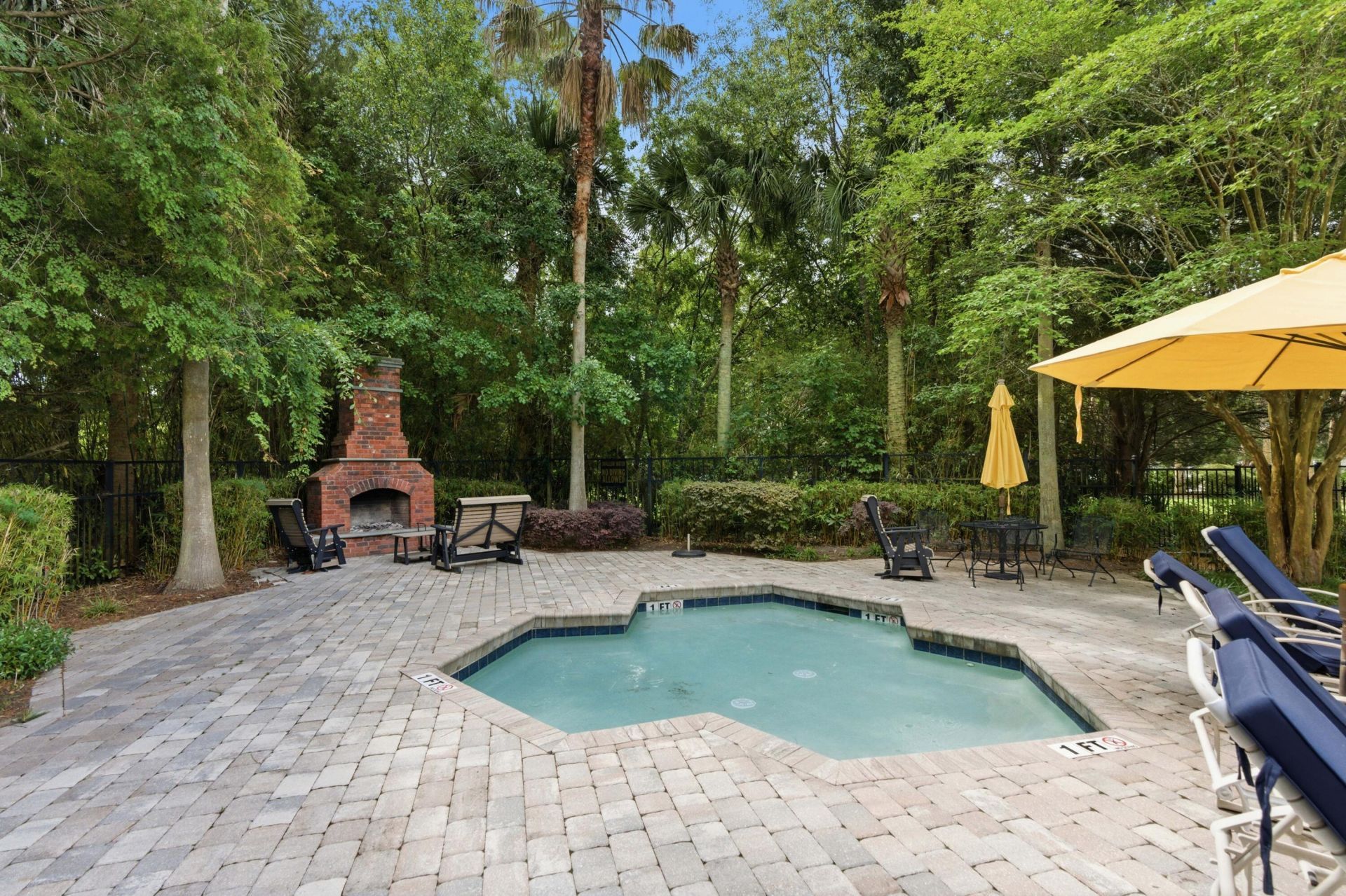 45 Sycamore Avenue Photo 38