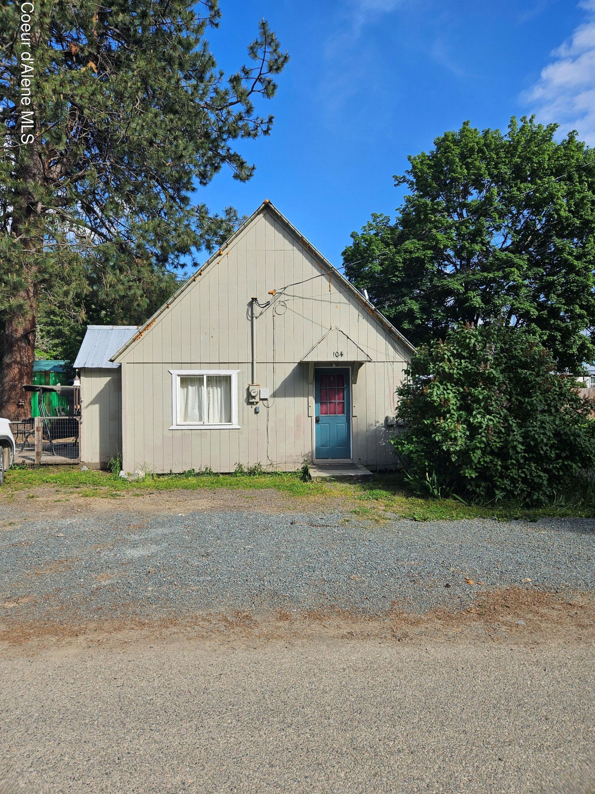 104 N Mill ST  primary photo