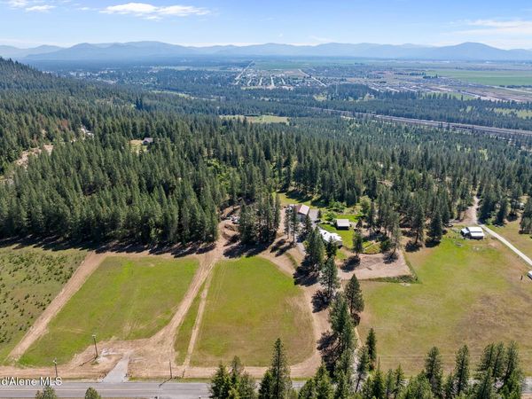 13874 N Idaho RD , Rathdrum, ID 83858