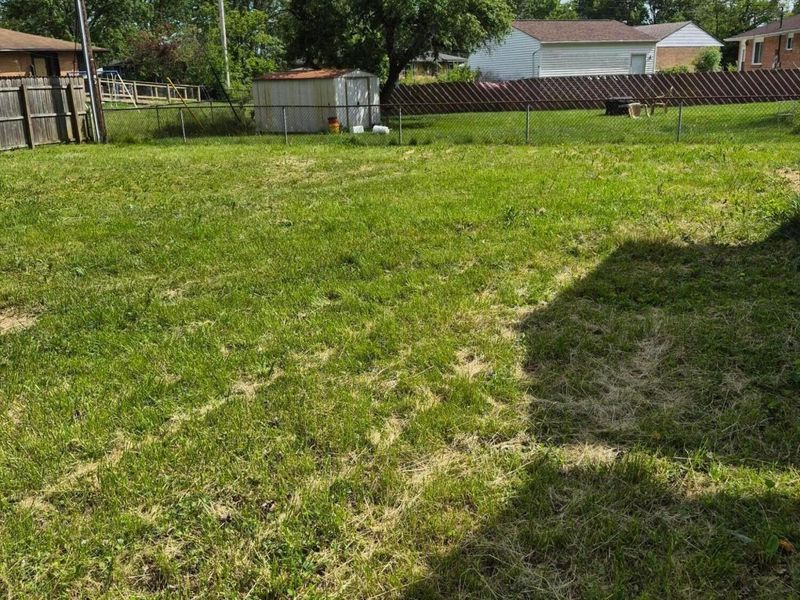 1870 Lonsdale Road , Columbus, OH 43232 Photo 4