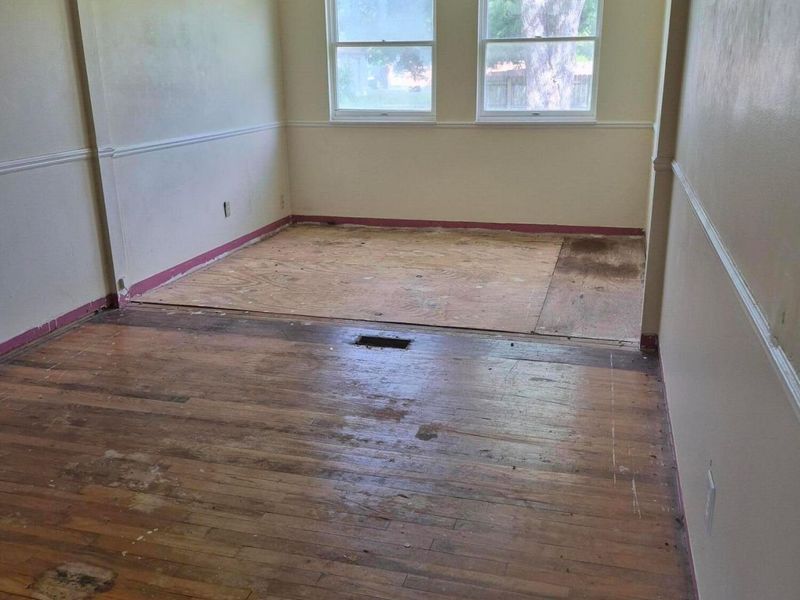 1870 Lonsdale Road , Columbus, OH 43232 Photo 7