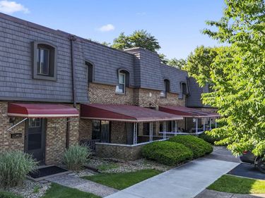 625 Country Club Drive, Unit D6, Newark, OH 43055