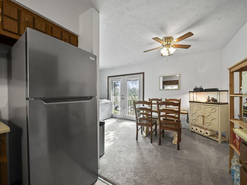 625 Country Club Drive , Unit D6, Newark, OH 43055 Photo 12