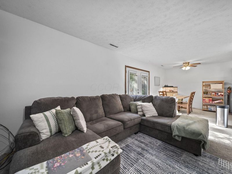 625 Country Club Drive , Unit D6, Newark, OH 43055 Photo 8