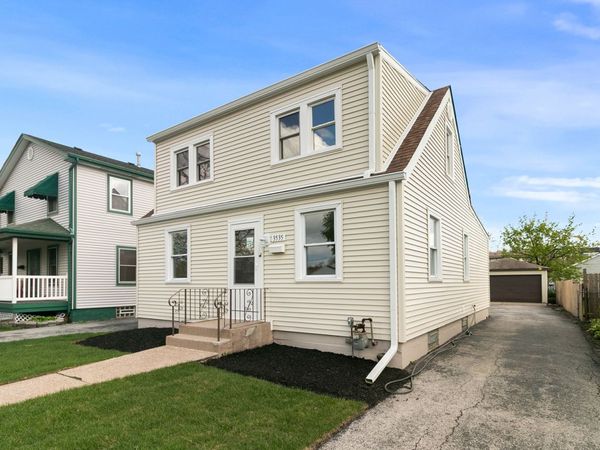 3535 W 116th Place, Chicago, IL 60655