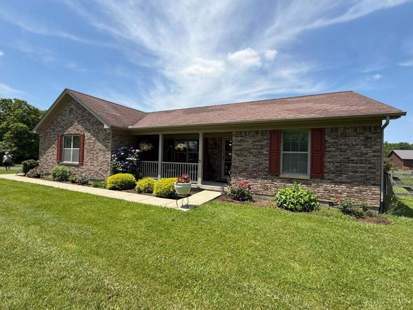 685 Waynoka Drive, Sardinia, OH 45171