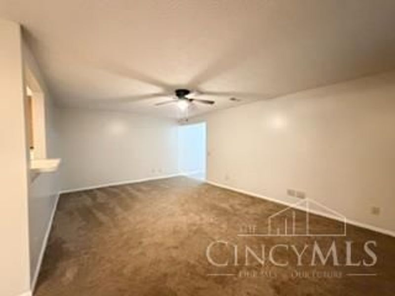 6734 Washington Circle, Middletown, OH 45005 Photo 4