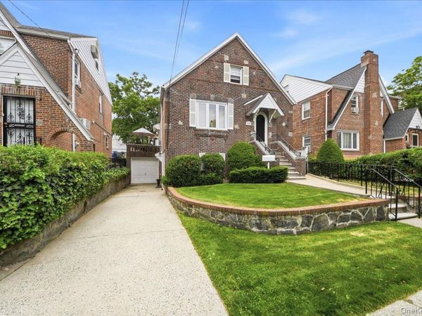 1843 Yates Avenue , Bronx, NY 10461