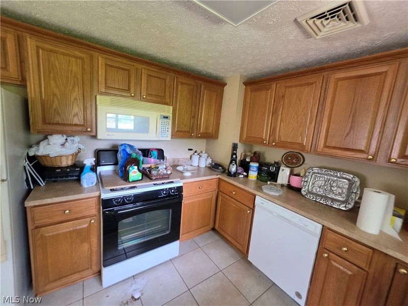 699 Hadcock Road , Brunswick, OH 44212 Photo 16