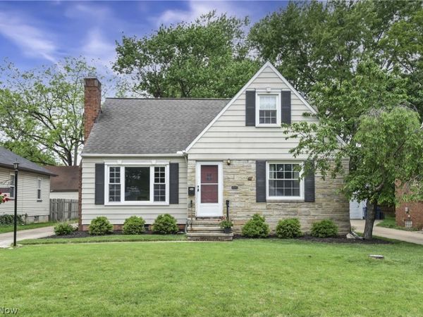 4168 W 224th Street , Fairview Park, OH 44126