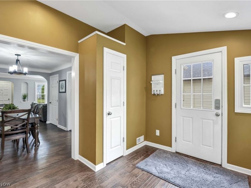 4168 W 224th Street , Fairview Park, OH 44126 Photo 14