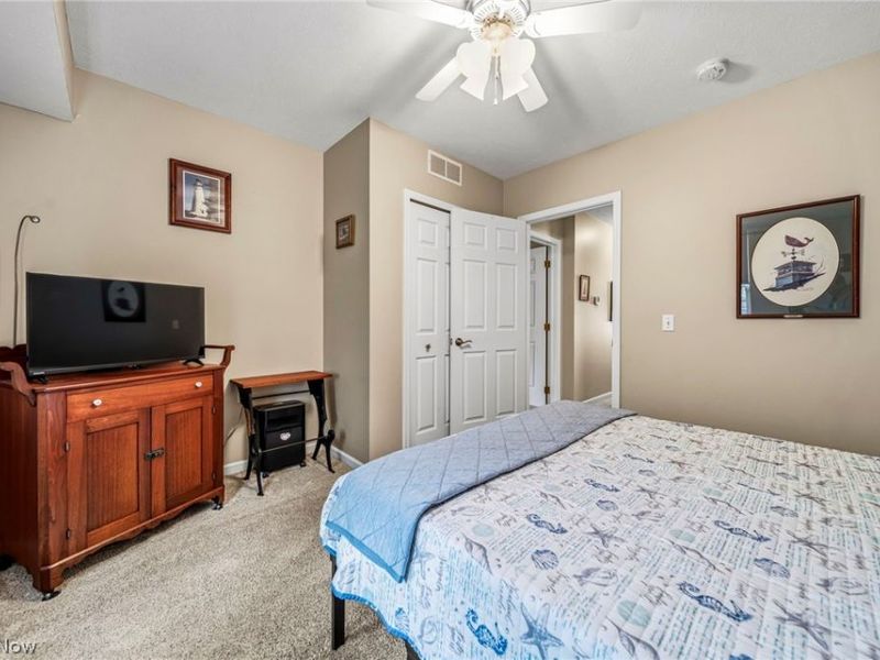 11541 Riverview Court , Unit 13, Parma Heights, OH 44130 Photo 17