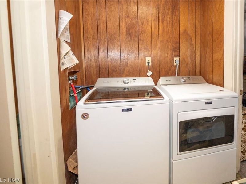 247 & 247 1/2 Ray Avenue NW, New Philadelphia, OH 44663 Photo 21