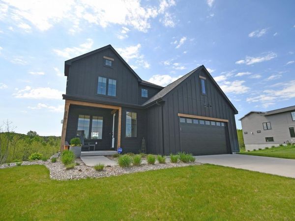 8561 Olivia Drive S, Maple City, MI 49664