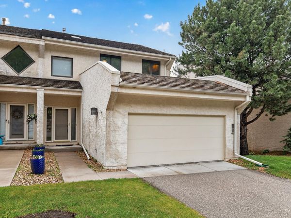 11820 Bren Road, Minnetonka, MN 55343