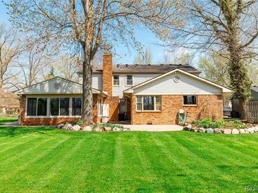 7611 Ferry Road, Grosse Ile Twp, MI 48138