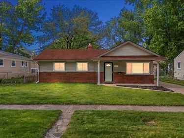 26061 Cameo Court, Madison Heights, MI 48071