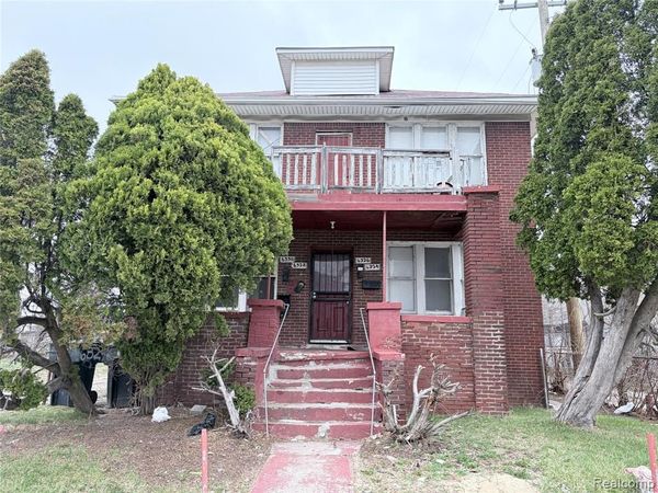 6324 Burlingame Street , Detroit, MI 48204