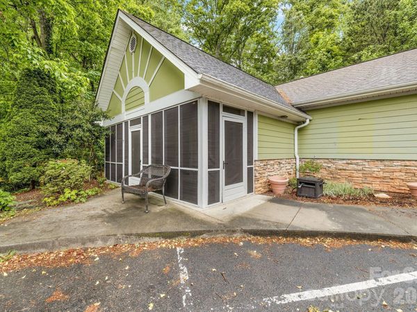 364 Weaverville Road , Asheville, NC 28804