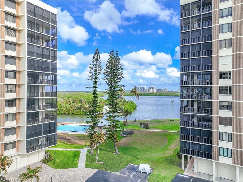 15 Bluebill Ave, Unit 103AA, Naples, FL 34108 Photo