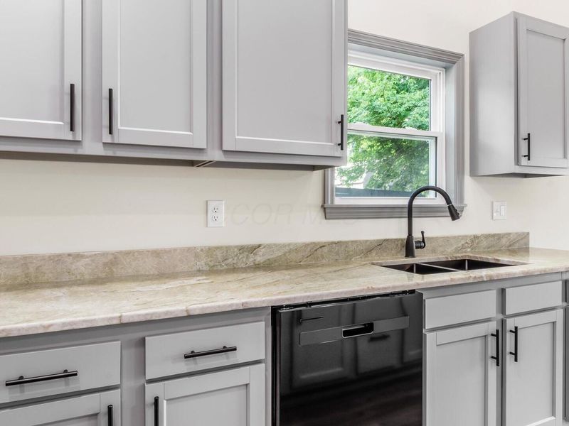13513 Laurel Road NE, Thornville, OH 43076 Photo 9