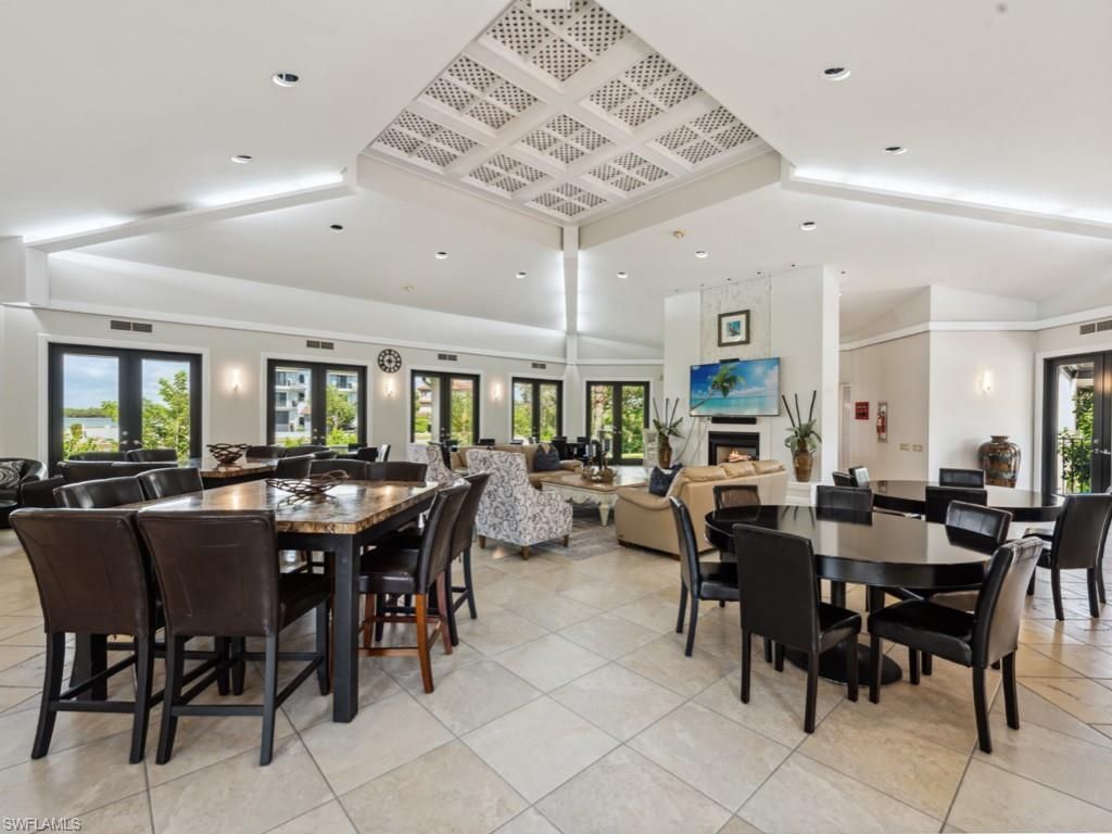232 La Peninsula Blvd, Unit 232, Naples, FL 34113 Photo