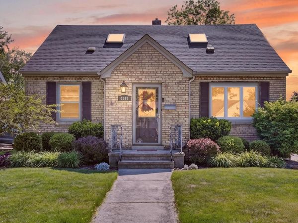 6511 43rd AVENUE, Kenosha, WI 53142