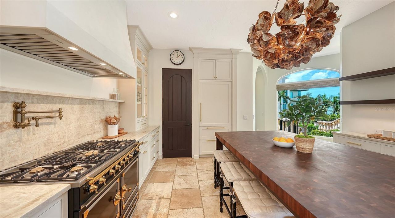 1023 Tocobaga Lane, Sarasota, FL 34236 Photo