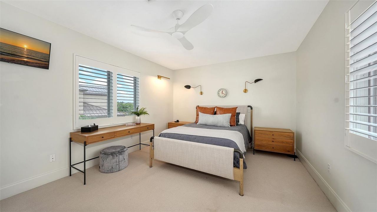 1023 Tocobaga Lane, Sarasota, FL 34236 Photo