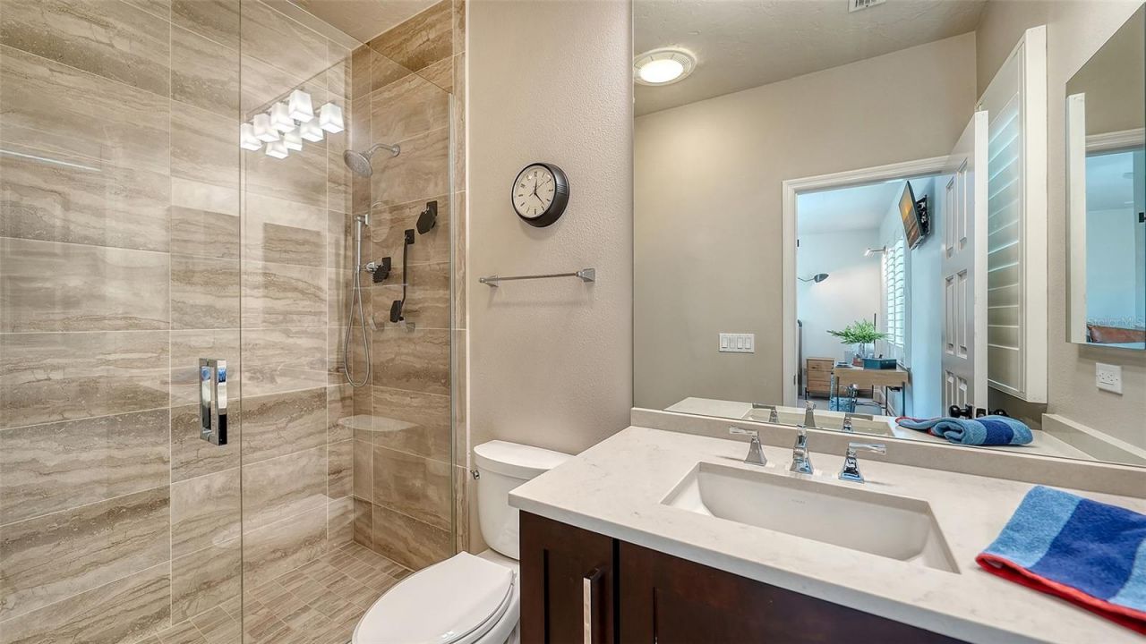 1023 Tocobaga Lane, Sarasota, FL 34236 Photo