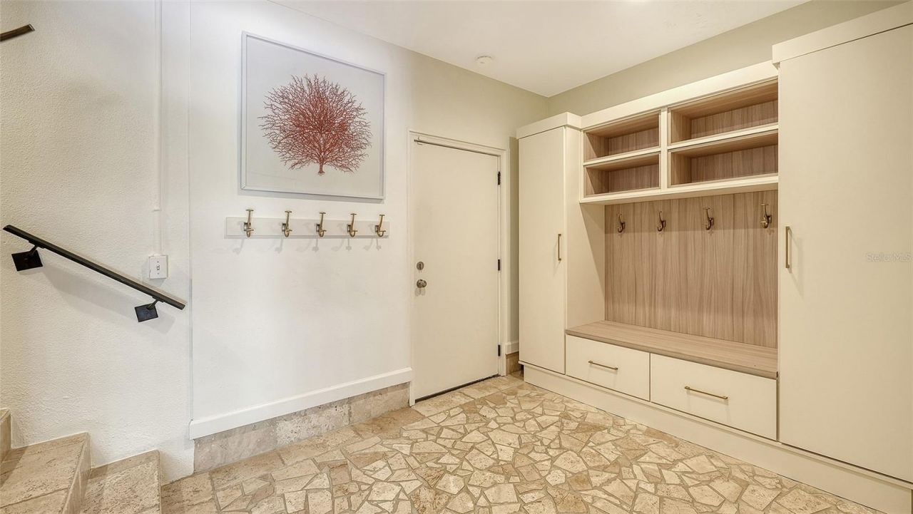 1023 Tocobaga Lane, Sarasota, FL 34236 Photo