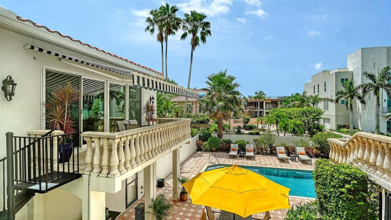 1023 Tocobaga Lane, Sarasota, FL 34236 Photo